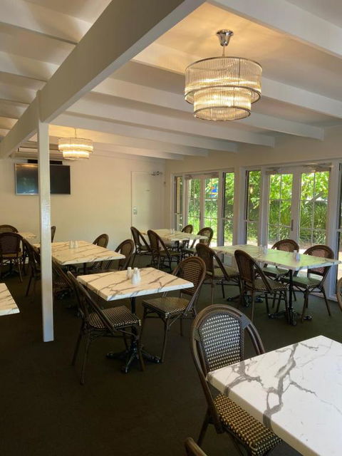 Applegum Inn - Hotel NSW 3