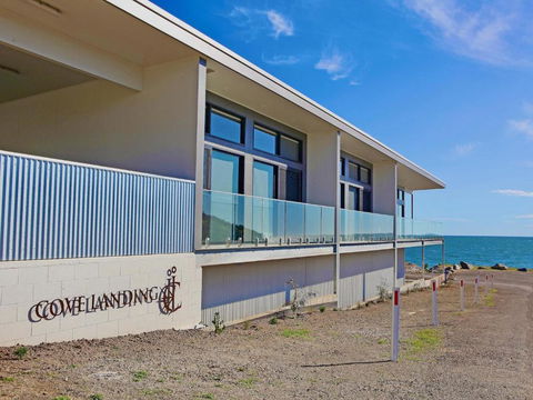 Apt02-The SS James Comrie - Hotel NSW 2