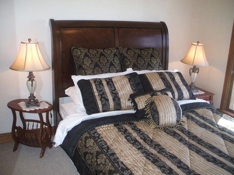 Archery Road Estate - Hotel NSW 4