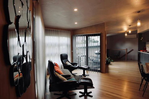 Architectural Crisp & Convenient Location - Hotel NSW 2