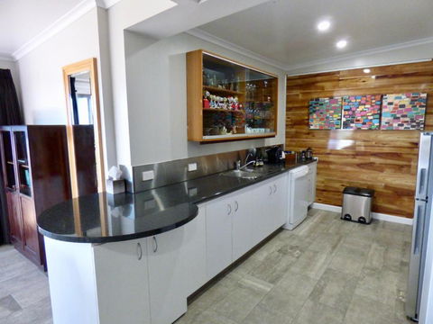 ArtHOUSE Beachfront Accommodation - Hotel NSW 3