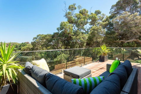 At Agnes Ave: Coastal Views - Hotel NSW 0