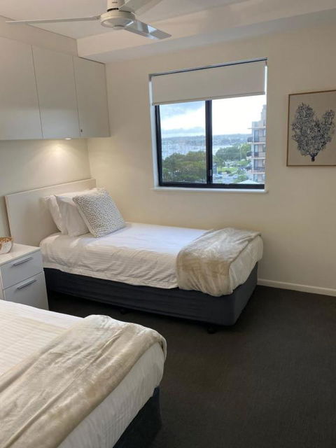 At The Beach Mooloolaba, Private Rooftop With Spa, 50m To Beach, Surfclub And Esplanade - Hotel NSW 3