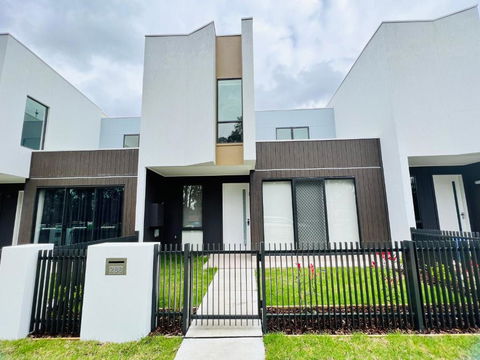 Austral Newly Built Modern 3 Br Home - Hotel NSW 0
