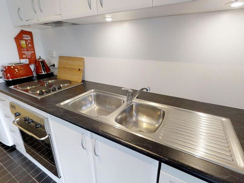 Apartment 4 - Hotel NSW 2