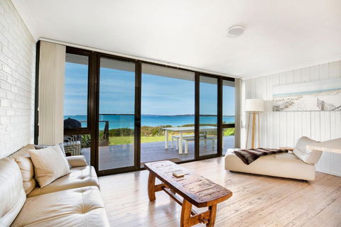 Azure Absolute Beachfront I Pet Friendly - Hotel NSW 1