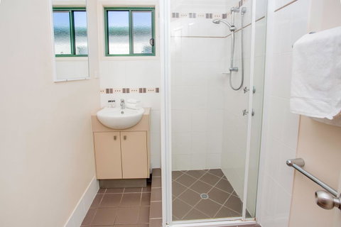 NRMA Bowen Beachfront Holiday Park - Hotel NSW 22