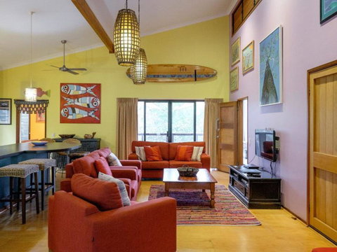 Five Bimba (Tractor House) - Hotel NSW 2