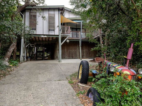 Five Bimba (Tractor House) - Hotel NSW 0