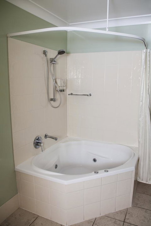 Eastgate On The Range Motel - Hotel NSW 40