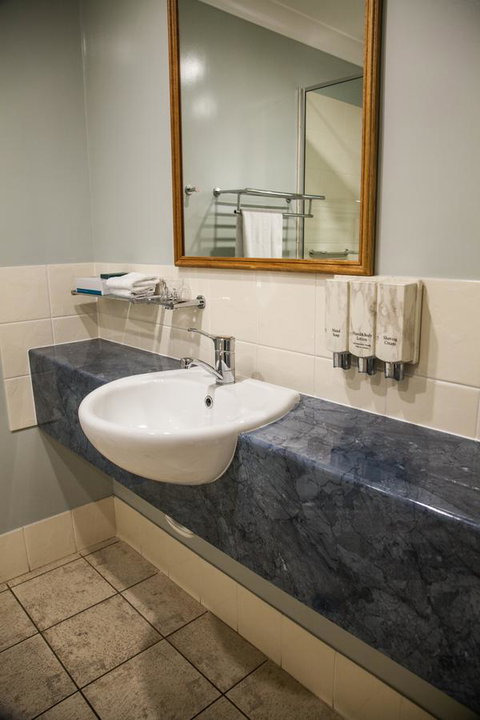 Eastgate On The Range Motel - Hotel NSW 8