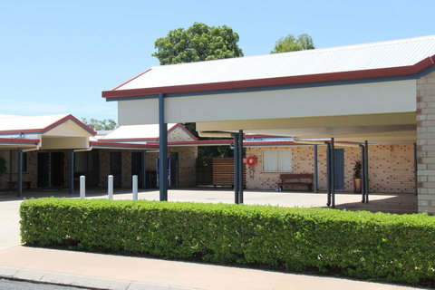 Midlander Motor Inn - Hotel NSW 26