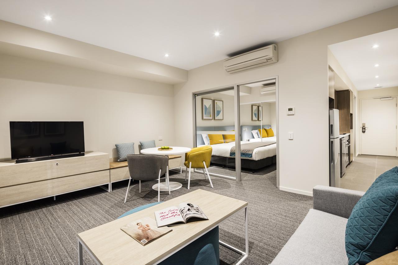 Runcorn QLD Hotel NSW