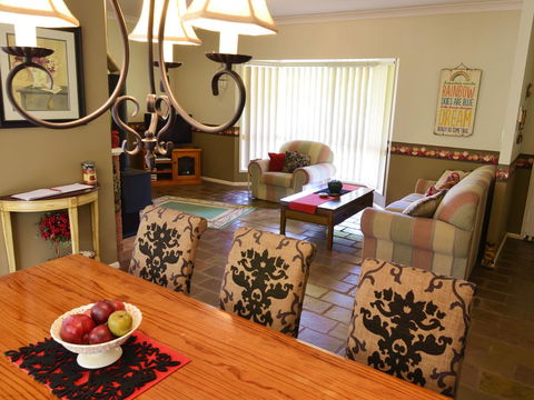 Apple Tree Cottage Montville - Hotel NSW 5