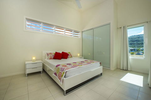 The Terrace - Hotel NSW 9