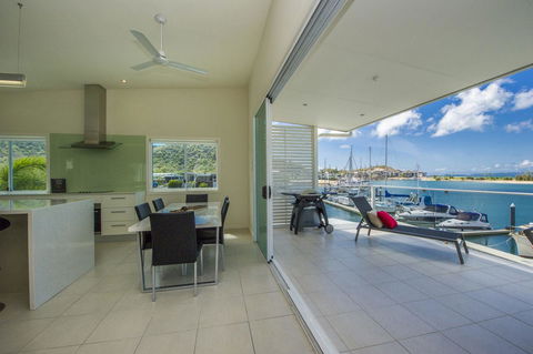 The Terrace - Hotel NSW 6