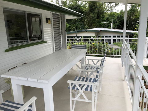 Daggoombah Holiday Home Magnetic Island - Hotel NSW 5
