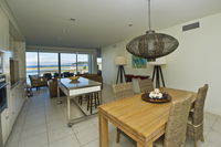 Blue on Blue Apartment 933