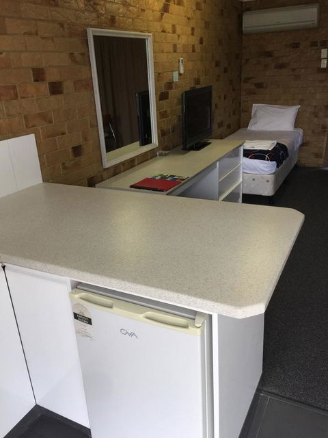 Bribie Waterways Motel - Hotel NSW 32