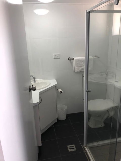 Bribie Waterways Motel - Hotel NSW 38