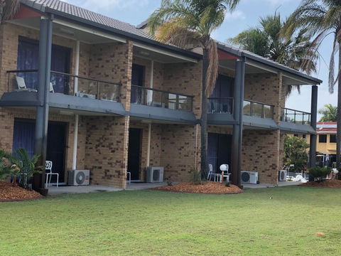Bribie Waterways Motel - Hotel NSW 8