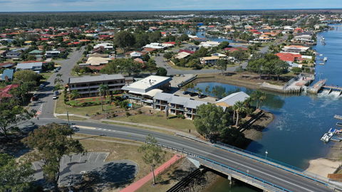 Bribie Waterways Motel - Hotel NSW 3