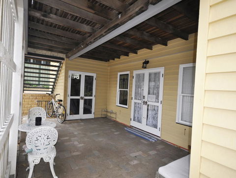 Retro Beach Flat - Hotel NSW 2