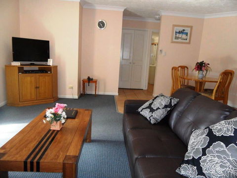 Sylvan Beach Resort - Hotel NSW 24