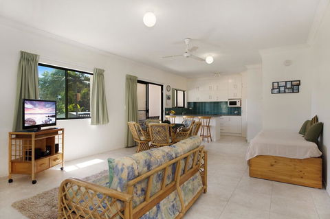 Quiet Location Across From Waterfront - South Esp, Bongaree - Hotel NSW 12
