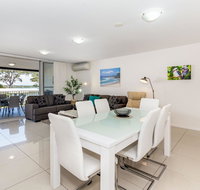 First Floor Air Conditioned Free Wi-Fi - Hotel NSW