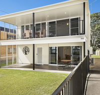 Waterfront Retreat with room for a boat - Welsby Pde Bongaree - Hotel NSW
