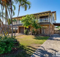 Family Holiday Haven on Boronia 100m to Beach - Hotel NSW
