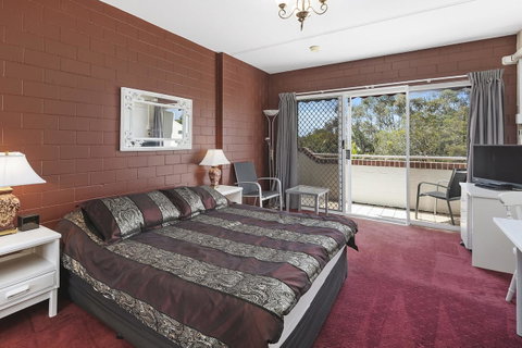 24a The Islander Resort - Hotel NSW 3
