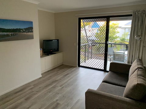 1 Bedroom Unit In 4 Star Tropical Resort In Noosaville - Hotel NSW 3