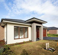 109 Cozy Cranbourne Family House 5Bed2Bath2Parking - Hotel NSW