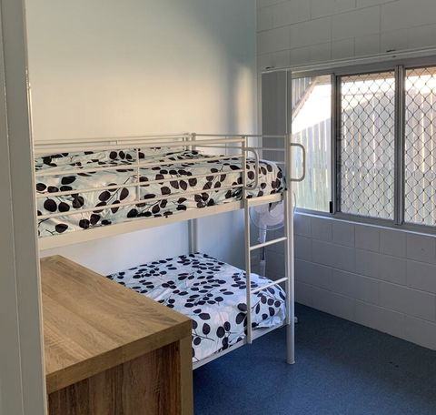 11 Anchovy Street - Tin Can Bay Summer Haven Coastal Retreat - Hotel NSW 0
