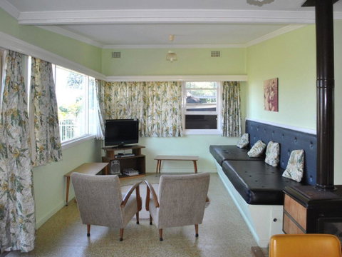 2 Rockpool Road - Hotel NSW 2
