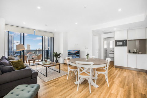 2-Bed Beach Apartment With Pool, Parking And Balcony - Hotel NSW 0