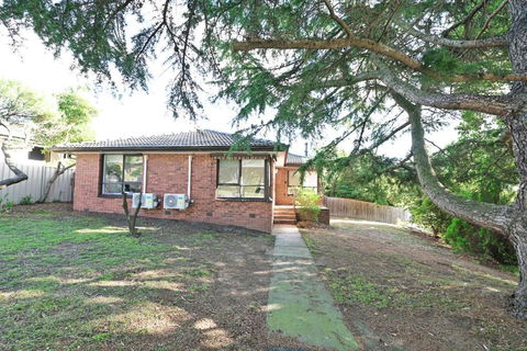 Best Location Entire House Staycation Parkland Surrounding - Hotel NSW 3