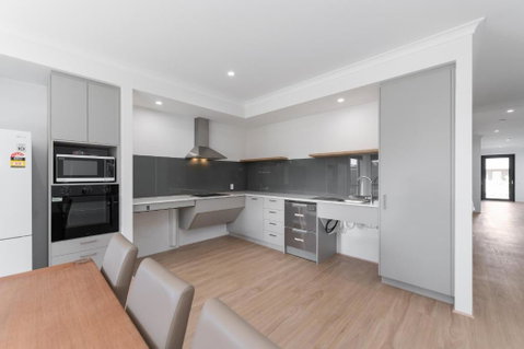 Butterleaf Retreat - Hotel NSW 2