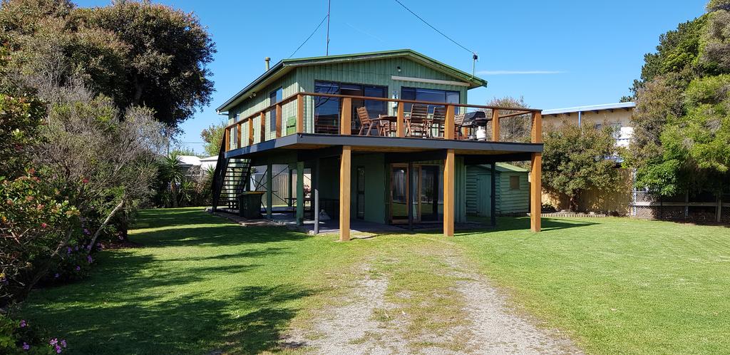 Corinella ACT Hotel NSW