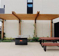 4 free paking 4Bed3Bath Deluxe townhouse - Hotel NSW