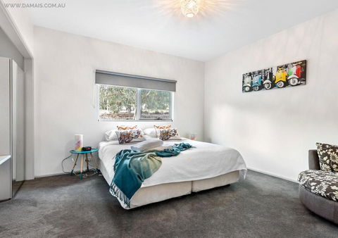 4 King Or 8 Single Beds WiFi, Netflix, Pet Friendly - Hotel NSW 1