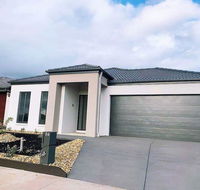 4Bed 2Bath Cozy Guesthouse in Tarneit - Hotel NSW