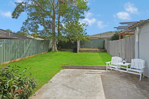 53 Hollingworth Street, Port Macquarie - Hotel NSW 3