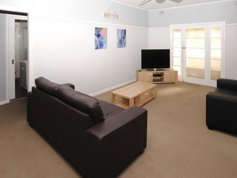 59 Wharf Street Opposite Bowling Club - Hotel NSW 2