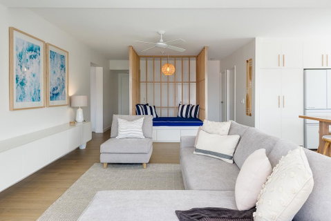 A Ray Of Sunshine - Hotel NSW 2