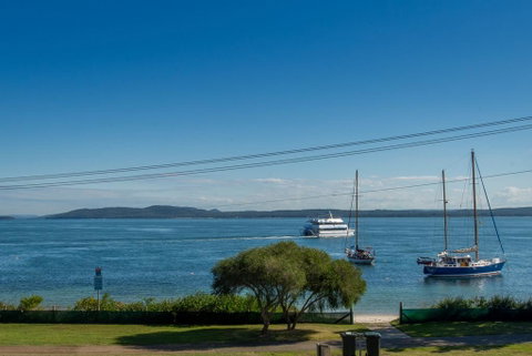 A Yachtsmans Rest, Unit 4/37 Victoria Parade - Hotel NSW 3