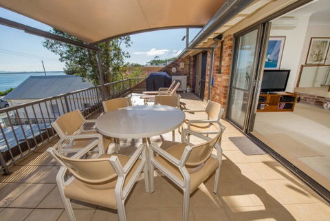 A Yachtsmans Rest, Unit 4/37 Victoria Parade - Hotel NSW 1