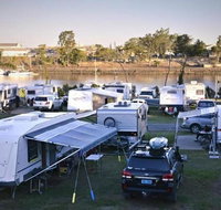 AAOK Riverdale Caravan Park - Hotel NSW